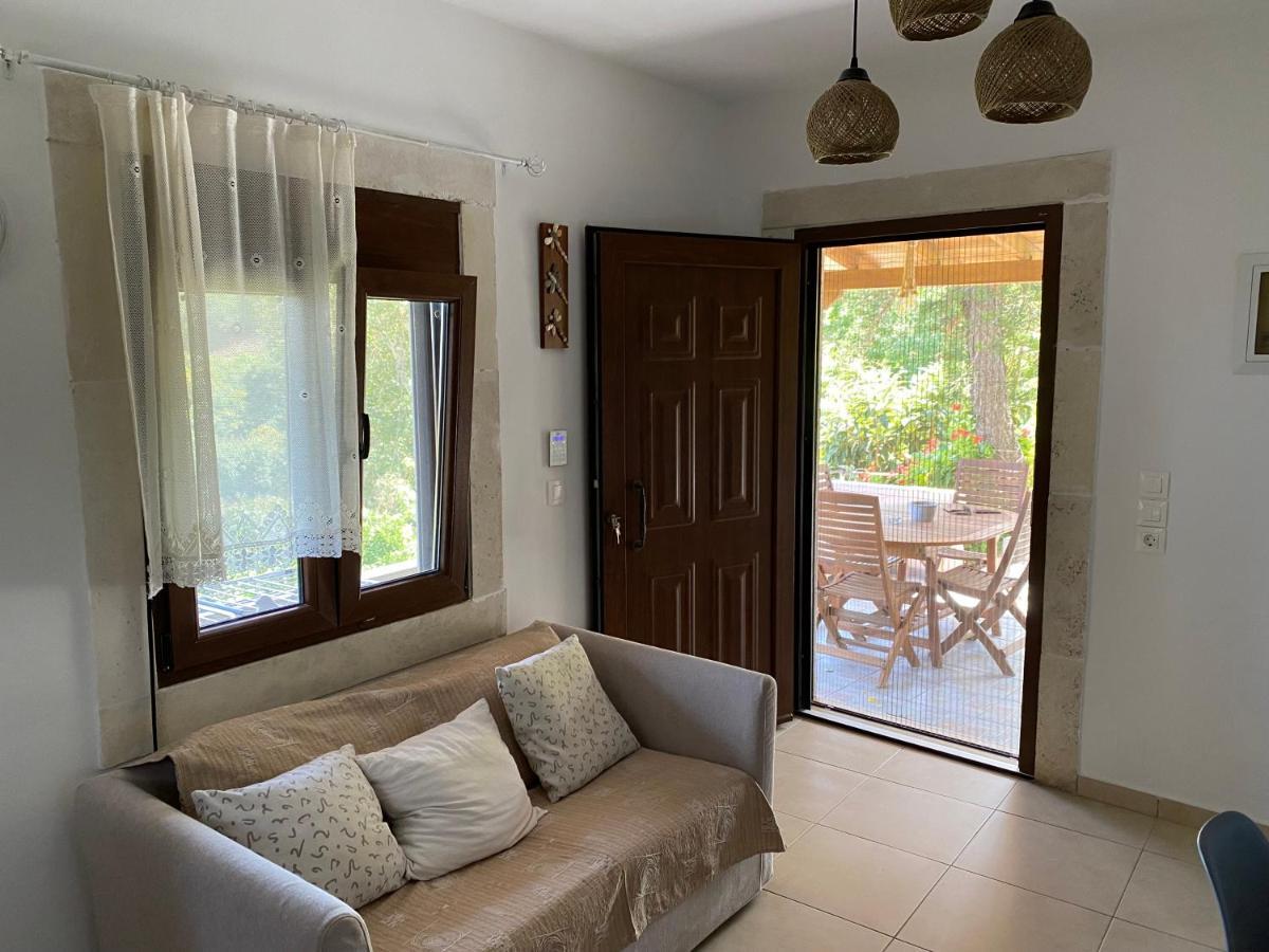 The Garden House, Sitia Apartman Kültér fotó